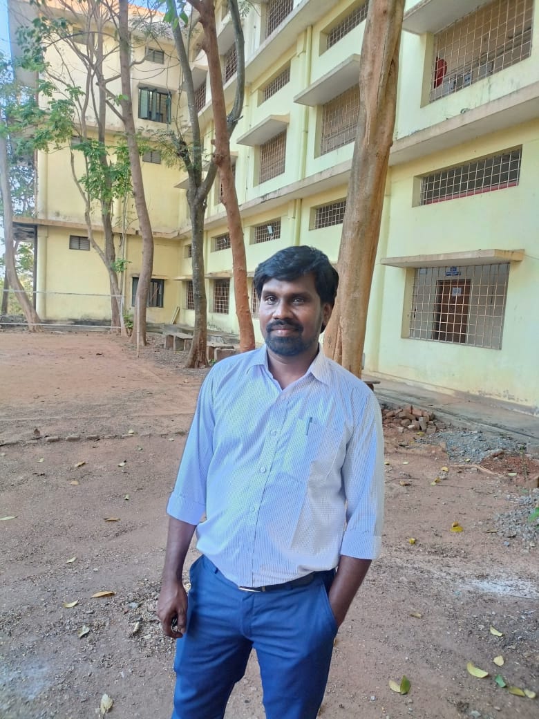 Sri.M.Komaleswara Rao